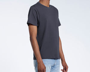 Camiseta deportiva de rendimiento para hombre, personalizada, al por mayor, a la moda, que absorbe la humedad, para entrenamiento en el gimnasio, unisex. - Product Image 1