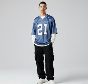 Maillot de football personnalisé pour homme – Tenue d'équipe sur mesure pour tournois et entraînements – Vêtement de sport respirant et performant - Product Image 5