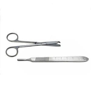 Tijeras de Sutura Quirúrgica Profesionales de 4.5 Pulgadas con Mango de Bisturí # Kit de 3 y 10 Cuchillas Quirúrgicas Estériles para Cirugía Menor - Product Image 3