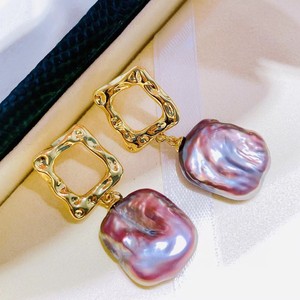 ต่างหูห้อยสไตล์ยุโรป-อเมริกัน รูปทรงสี่เหลี่ยมผืนผ้า ประดับมุกบาร็อคทรงสี่เหลี่ยม น้ำจืด สไตล์เทพธิดา - Product Image 3