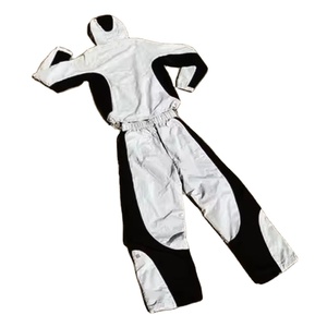 Conjunto Deportivo de Nylon 2026 para Hombre, Ropa Deportiva para Correr, Conjunto para Gimnasio, Traje de Entrenamiento, Top Deportivo con Bolsillos con Cierre y Pantalones - Product Image 2