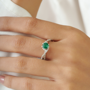 Bague de fiançailles en or blanc 18 carats véritable avec émeraude et diamant, design unique et luxueux, bande incurvée, bijoux de mariage empilables, fabricant - Product Image 2