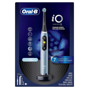 Cepillo de Dientes Eléctrico Oral-B IO Series 9 con Alimentación USB, 4 Cabezales de Cepillo en Color Alabastro Acuático - Product Image 2