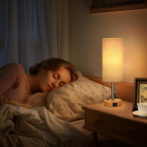 Set di 2 Lampade da Tavolo Dimmerabili a 3 Vie con Base Effetto Legno, Ricarica USB A+C, Presa AC, Lampadine Incluse - Product Image 4