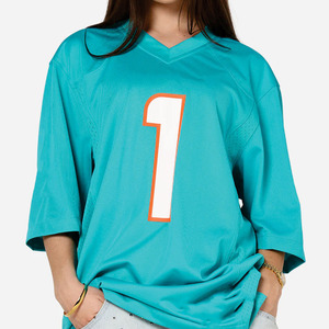 Camiseta Deportiva Azul Claro de Fútbol Americano con Malla Transpirable, Cuello en V, Estampado de Número, Estilo Urbano, Fabricante OEM - Product Image 5