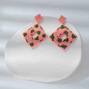 Boucles d'oreilles artisanales en perles citrouille d'Halloween pour femme, pendantes à sequins Jack-O'-Lantern, bijoux fantaisie pour fête et événements. - Product Image 2