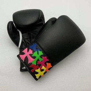 Gants de boxe d'entraînement professionnels de haute qualité, design tendance patchwork, cuir de vachette, gants de boxe personnalisés - Product Image 3