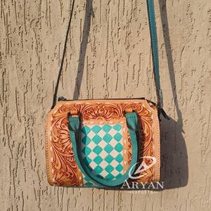 Sac de Voyage de Luxe en Cuir Véritable 100% Fait Main pour Femme - Collection March Expo 2026 - Sac de Week-end de Haute Qualité Personnalisable - Product Image 1