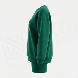 Conjunto de 2 piezas de suéter y pantalones cortos de punto para mujer, verde, cuello redondo, ajuste holgado, diseño de letras con estampado metalizado, ropa informal por encima de la rodilla - Product Image 3
