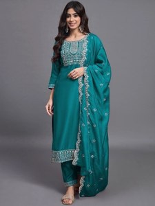 Emerald <b>Green</b> <b>Silk</b> Kurta Pant Set With Embroidery Work And Dupatta For Women Traditional Indian Pakistani Wedding Wear - Product Image 3