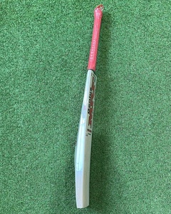 MRF INGLÉS WILLOW CRICKET HANDEL CORTO PESO LIGERO - Product Image 4