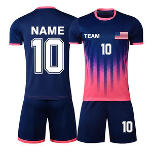 Uniforme de Fútbol Personalizado al por Mayor para Verano 2026, Jersey y Pantalones Cortos de Poliéster de Secado Rápido con Sublimación, Logotipo, Nombre y Número del Equipo en la Parte Delantera - Product Image 4