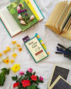 มีความศรัทธาเล็กน้อย  โดย มิทช์ อัลบอม หนังสือปกอ่อนภาษาอังกฤษ เรื่องราวเรื่องศรัทธา ความหวัง และการเติบโตส่วนบุคคล - Product Image 2