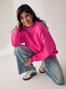 Premium oversized sweatshirt with heavyweight cotton, ribbed cuffs, and a relaxed fit for a modern streetwear look. - Product Image 6