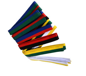 Cinq ceintures de karaté personnalisées approuvées par la WKF, légères, durables, extensibles, de couleur personnalisée, pour la compétition internationale de kumite, taille standard - Product Image 4