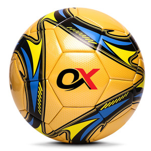 Ballons de football thermocollés de taille officielle Oxva Industries, personnalisés, professionnels, pour l'entraînement sportif, en PU léger - Product Image 1