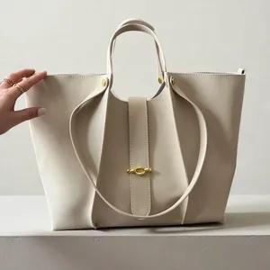 Royaa Elegante Bolso de Hombro 2 en 1 de Cuero Genuino Beige de Lujo, Bolso de Mano con Cierre de Cremallera Hecho a Mano, Capacidad de 1L, Bolso de Moda para Mujer - Product Image 3