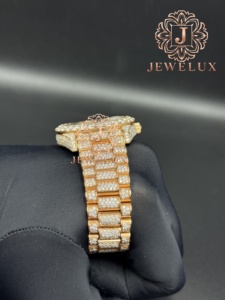 Reloj de Diamantes Moissanite Estilo Hip Hop al por Mayor para Distribuidores de Joyería, Boutiques de Moda y Vendedores en Línea Disponible para la Venta - Product Image 4