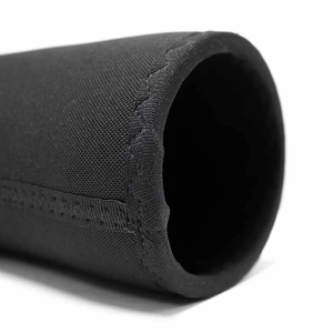 Genouillères de compression en néoprène personnalisées avec logo imprimé pour la musculation, les squats et les exercices - Product Image 6