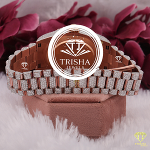 Reloj de Diamantes Moissanite de Alta Gama con Brazalete Totalmente Cubierto de Diamantes, Detalles en Oro Rosa y un Brillo Excepcional Similar al Fuego de los Diamantes - Product Image 3