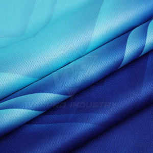 Uniforme de fútbol ligero y transpirable hecho de tela de poliéster de alta calidad para mejorar el flujo de aire y la absorción del sudor. - Product Image 5