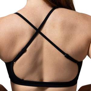 Soutien-gorge de sport noir personnalisé pour femme avec logo, col rond, fines bretelles, sans couture, haut court d'entraînement, ensemble de fitness et de gym, vêtements de sport en gros - Product Image 4