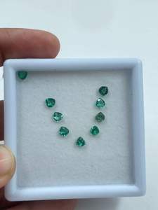 Pendentif en émeraude de haute qualité, taille trillon, pierre précieuse naturelle verte, bijoux fins pour cadeau, prix de gros, 5 pièces - Product Image 4