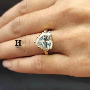 Anillo de Compromiso de Lujo con Diamante Cultivado en Laboratorio de 3CT, Corte Corazón, Oro Amarillo de 14K, Anillo de Boda Solitario, Certificado IGI, CVD HPHT, Romántico - Product Image 2
