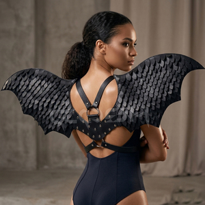 ชุดรัดตัวหนังเทียมสีดำแบบปรับได้สไตล์โกธิค พร้อมปีกหนังมังกรแบบหลายชั้น สำหรับคอสเพลย์และชุดแฟนซี - Product Image 3