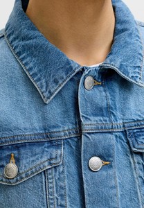 Custom Autumn Men Version of Korean Denim <b>Jacket</b> Men's Cotton Denim Wash <b>Black</b> <b>Jacket</b> Oversized Denim <b>Jeans</b> <b>Jacket</b> for Men - Product Image 4