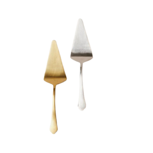 Ensemble de deux couteaux à gâteau, diviseurs, trancheurs, serveurs et rehausseurs, avec manche métallique finition argent et or, pour gâteaux de mariage - Product Image 1