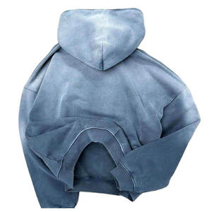 Sudaderas con capucha para hombre en grandes cantidades para uso urbano, ligeras, de algodón y poliéster, disponibles en todas las tallas. - Product Image 4