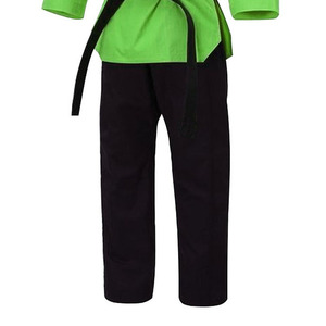 Uniforme de karaté respirant et léger pour l'entraînement estival de Jiu Jitsu, logo personnalisé sur le devant et séchage rapide - Product Image 4