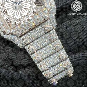 ชาร์ม จิวเวลส์นาฬิกาข้อมือสตรีสแตนเลสสตีลทรงสี่เหลี่ยมขนาด 38 มม. ขอบเพชร อะนาล็อก ควอตซ์ ตัวล็อคแบบผีเสื้อ - Product Image 5