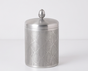 Boîte de rangement cylindrique en métal argenté gravée de feuilles botaniques personnalisées, pour fruits secs et en-cas - Product Image 4