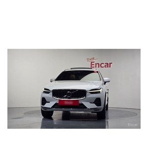 Volvo XC60 B5 2024 Ultrabrillante con Caja de Cambios Automática, Asientos de Cuero, Cámara Trasera, Volante a la Izquierda, 12.084 km - Product Image 3