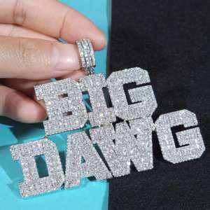 Collar con Dijes Personalizados de Moissanita VVS de Corte Brillante con Engaste de Bisel, Joyería para Despedida de Soltera, Chapado en Plata, Estilo Hip Hop - Product Image 1