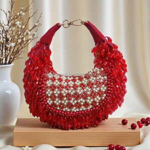 Sac à rabat classique indien traditionnel en daim souple avec pompons et broderies miroir, sac à main de soirée pour femme, pochette de mariée, sac décontracté - Product Image 1