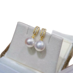 เครื่องประดับเงินแท้ S925 ต่างหูมุกเรียบง่าย 9-10 มม. สไตล์อินเทรนด์ ยาวหวาน สำหรับสุภาพสตรีที่มีเสน่ห์ - Product Image 5