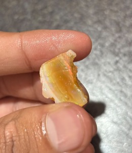 Mehrajuddin Gems Opale de feu Welo d'Éthiopie naturelle, 20,45 carats, pierre brute non montée, pierre de naissance d'octobre, troisième pierre de naissance, pour la fabrication de bijoux - Product Image 2
