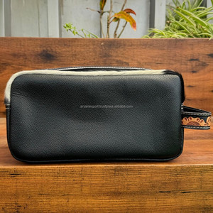 Sacs à cosmétiques en cuir usiné à la main portables de grande capacité sac de maquillage pour femmes organisateur de cheveux en peau de vache trousse de toilette de voyage et étuis - Product Image 5