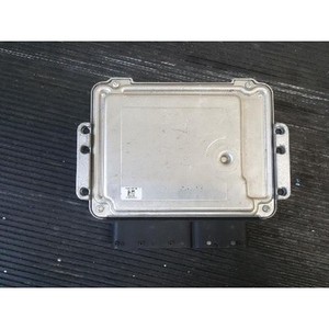 Santa Fe - ECU et modules informatiques d'occasion - 3913027820 - Product Image 4