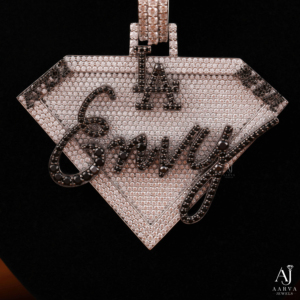 Suministro al por mayor de colgantes de moissanita de diseño personalizado con artesanía premium para negocios de joyería fina al por mayor en venta - Product Image 6