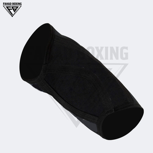 Protège-coudes de boxe en mousse haute densité, couleur noire unie, dernière version, robustes, réglables, durables, avec sangle sécurisée - Product Image 4