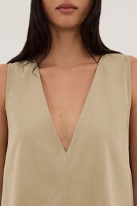 Women V Neck Mini Dress Sleeveless A-Line Loose Fit Summer Casual Dress Minimalist Resort Wear Wholesale - Product Image 6