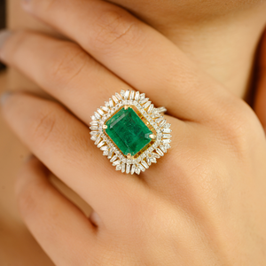 Diseño Lujoso y Exquisito de 4.83ct. Anillo llamativo con esmeralda zambiana y diamantes en oro sólido de 14K, joyería audaz para boda - Product Image 4