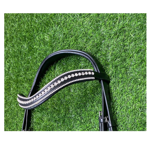 Brida para caballo de cuero teñido vegetalmente con cinco filas de cristales de primera calidad, equipo ecuestre - Product Image 1