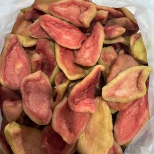 Goyaves roses conservées du Vietnam – Matière première naturelle, douceur naturelle, tranches moelleuses, idéales pour les bols de petit-déjeuner et les barres énergétiques - Product Image 3