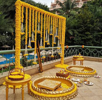 Urli décoratif traditionnel en fibre de verre dorée pour cérémonie Haldi en extérieur, mariage, mariée, nouvelle arrivée, décor de scène de mariage