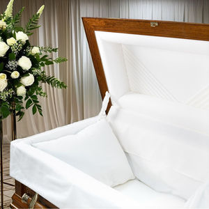 Regina alta calidad estilo norteamericano madera maciza urnas funerarias ataúdes modelo CKT2005 Equipo de Servicio de buena reputación hecho a mano - Product Image 6